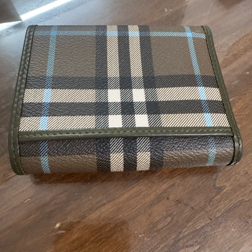 Burberry Women's Lancaster Check Folded Wallet - Picture 5 of 12